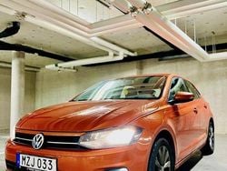Orange Begagnad 2018 VW Polo Halvkombi | 69 999 kr (Marknadspris)
