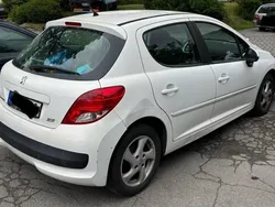 Vit Begagnad 2011 Peugeot 207 Halvkombi | 29 000 kr (Superpris)