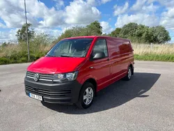 Röd Begagnad 2018 VW T6 Van | 144 900 kr (Bra pris)