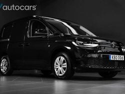 Svart Begagnad 2021 VW Caddy Minibuss | 228 750 kr (Lite dyr)