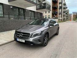 Grå Begagnad 2017 Mercedes GLA200 SUV | 169 000 kr (Bra pris)