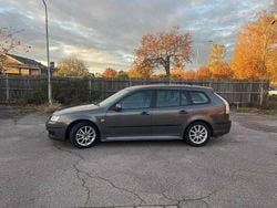 Brun Begagnad 2007 Saab 9-3 Linear Kombi | 28 000 kr (Marknadspris)