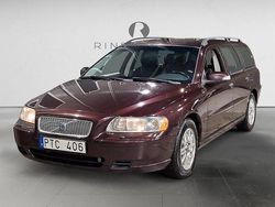 Mörkröd Begagnad 2007 Volvo V70 Kinetic Kombi | 49 900 kr (Marknadspris)
