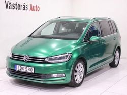 Vit Begagnad 2016 VW Touran GT Minibuss | 124 900 kr