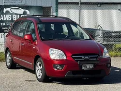 Röd Begagnad 2007 Kia Carens Minibuss | 39 600 kr (Marknadspris)