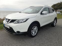 Vit Begagnad 2016 Nissan Qashqai 360º SUV | 109 000 kr (Marknadspris)