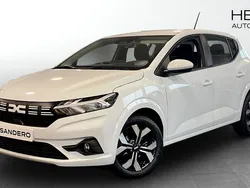 Vit (white) Ny 2025 Dacia Sandero Expression Halvkombi | 219 900 kr (Bra pris)