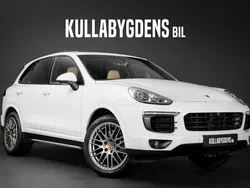 Vit Begagnad 2017 Porsche Cayenne SUV | 469 000 kr