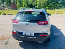 Grå Begagnad 2015 Jeep Cherokee SUV | 115 000 kr (Superpris)