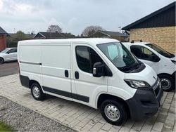 Vit Begagnad 2016 Peugeot Boxer Van | 94 000 kr (Marknadspris)