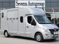 Silver (silver metallic) Begagnad 2017 Renault Master Van | 609 000 kr