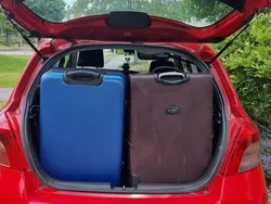 Röd Begagnad 2007 Toyota Yaris Halvkombi | 32 000 kr (Marknadspris)