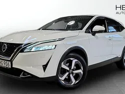 Svart Begagnad 2022 Nissan Qashqai Comfort SUV | 259 900 kr (Marknadspris)