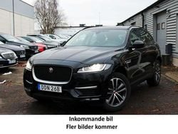 Svart Begagnad 2019 Jaguar F-Pace R-Sport SUV | 219 900 kr (Marknadspris)