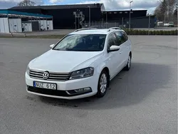 Vit Begagnad 2013 VW Passat Kombi | 45 000 kr (Marknadspris)