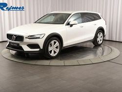 Vit (crystal vit metallic) Begagnad 2024 Volvo V60 CC Core Kombi | 399 900 kr (Superpris)