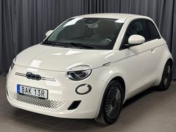 Vit Begagnad 2022 Fiat 500e Halvkombi | 178 900 kr (Lite dyr)