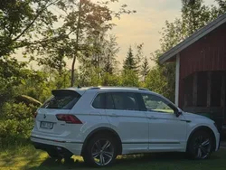 Vit Begagnad 2020 VW Tiguan SUV | 265 000 kr (Marknadspris)
