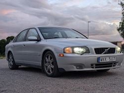 Grå Begagnad 2005 Volvo S80 Sedan | 15 000 kr (Dyr)