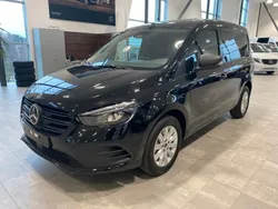 Svart (black) Begagnad 2023 Mercedes eCitan Van | 480 000 kr (Bra pris)