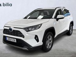 Vit Begagnad 2024 Toyota RAV4 Hybrid Active SUV | 399 900 kr (Bra pris)