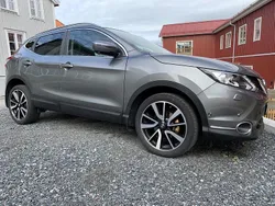 Grå Begagnad 2017 Nissan Qashqai SUV | 139 000 kr (Bra pris)