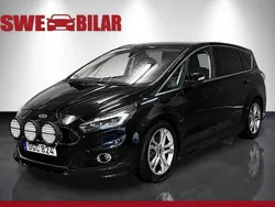 Svart Begagnad 2016 Ford S-MAX Business Edition Minibuss | 179 900 kr (Superpris)
