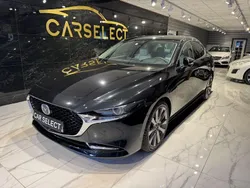 Svart Begagnad 2019 Mazda 3 Sedan | 219 800 kr (Marknadspris)