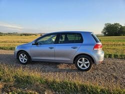 Blå Begagnad 2010 VW Golf VI Halvkombi | 49 000 kr (Marknadspris)