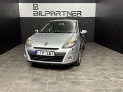 Silver Begagnad 2011 Renault Clio R.S. Halvkombi | 38 000 kr (Marknadspris)