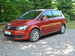 Röd Begagnad 2011 VW Golf Plus Cross Minibuss | 37 500 kr (Bra pris)