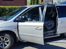 Begagnad 2005 Chrysler Grand Voyager Minibuss | 25 000 kr (Marknadspris)