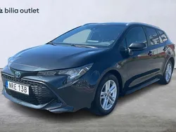 Svart Begagnad 2022 Toyota Corolla Active Kombi | 209 900 kr (Marknadspris)