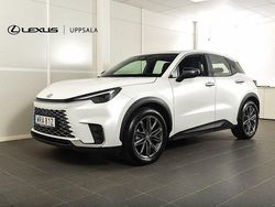 Vit Begagnad 2024 Lexus LBX SUV | 344 900 kr (Bra pris)