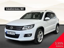 Vit Begagnad 2014 VW Tiguan Sportline SUV | 149 900 kr (Marknadspris)