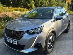 Grå Begagnad 2020 Peugeot e-2008 SUV | 175 000 kr (Marknadspris)
