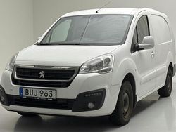 Vit Begagnad 2015 Peugeot Partner Van | 59 000 kr (Marknadspris)
