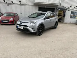 Silver Begagnad 2018 Toyota RAV4 Hybrid Edition SUV | 159 900 kr