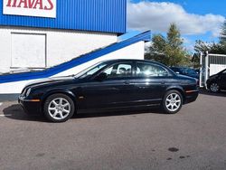 Svart Begagnad 2006 Jaguar S-Type S Sedan | 44 500 kr (Marknadspris)