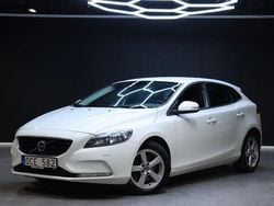Vit Begagnad 2014 Volvo V40 Halvkombi | 89 800 kr (Bra pris)