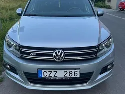 Silver Begagnad 2014 VW Tiguan Sportline SUV | 90 000 kr (Superpris)