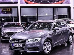 Grå Begagnad 2015 Audi A3 Sportback Halvkombi | 149 900 kr (Marknadspris)