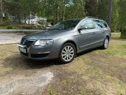 Ljusgrå Begagnad 2005 VW Passat Comfortline Kombi | 22 900 kr (Lite dyr)