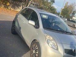 Silver Begagnad 2008 Toyota Yaris Halvkombi | 22 500 kr (Marknadspris)
