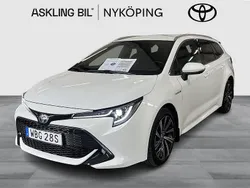 Vit Begagnad 2021 Toyota Corolla Style Kombi | 255 000 kr (Marknadspris)