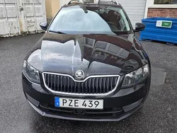 Svart Begagnad 2017 Skoda Octavia Style Kombi | 105 000 kr (Bra pris)