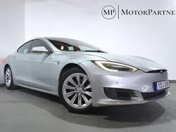Grå Begagnad 2016 Tesla Model S Sedan | 209 900 kr (Marknadspris)