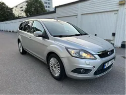 Grå Begagnad 2010 Ford Focus Kombi | 18 500 kr (Superpris)