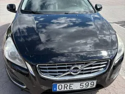 Svart Begagnad 2011 Volvo V60 Momentum Kombi | 64 900 kr (Bra pris)