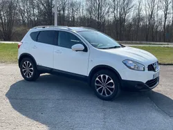 Vit Begagnad 2011 Nissan Qashqai SUV | 84 800 kr (Lite dyr)